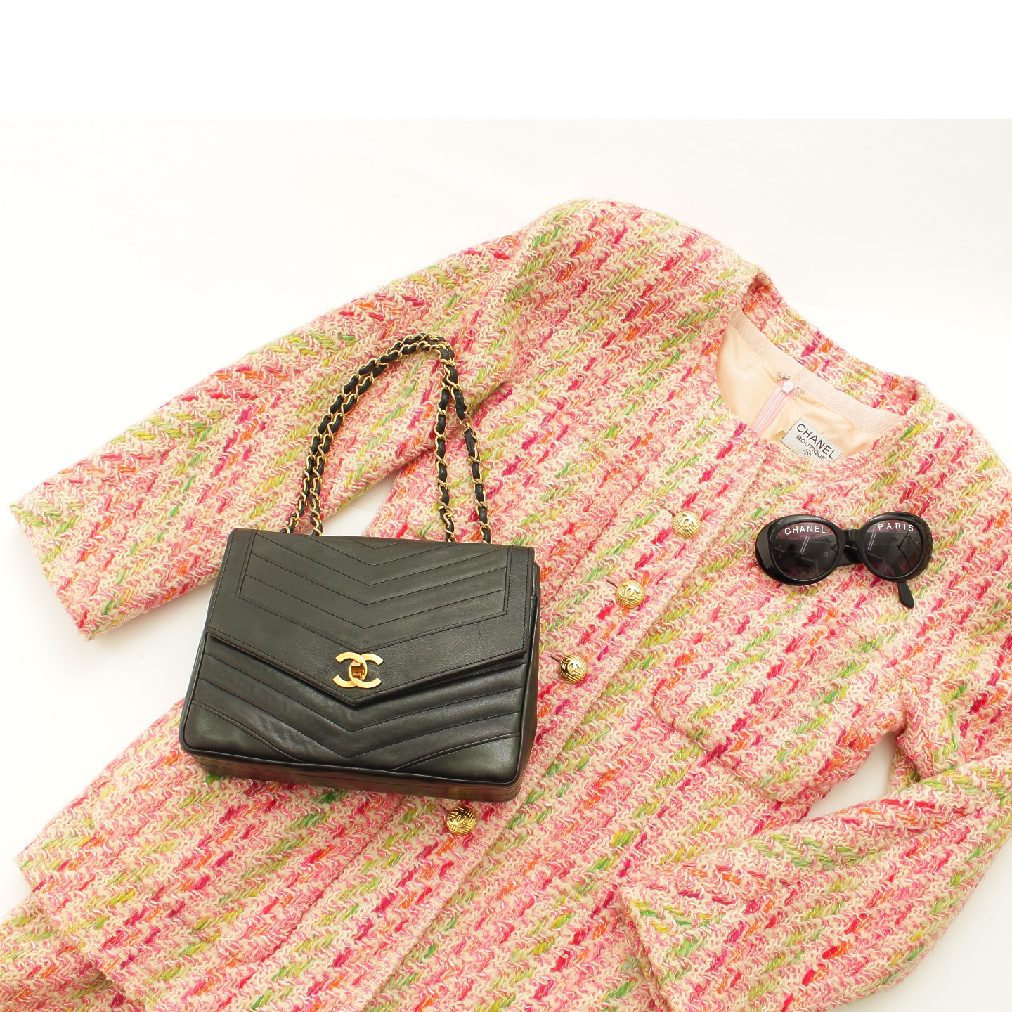 Luxury goods showcase